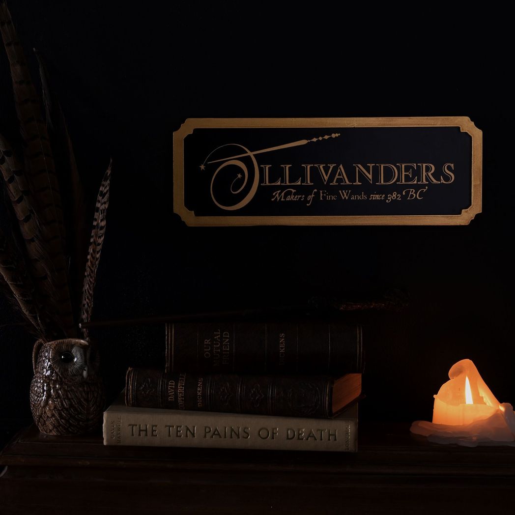 Harry Potter Shop Sign Ollivanders