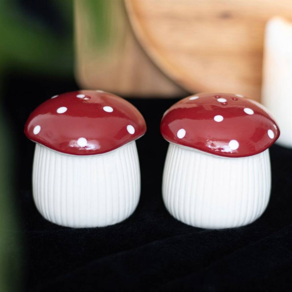 Salt And Pepper Set Mushroom Shaped Kitchen Decor